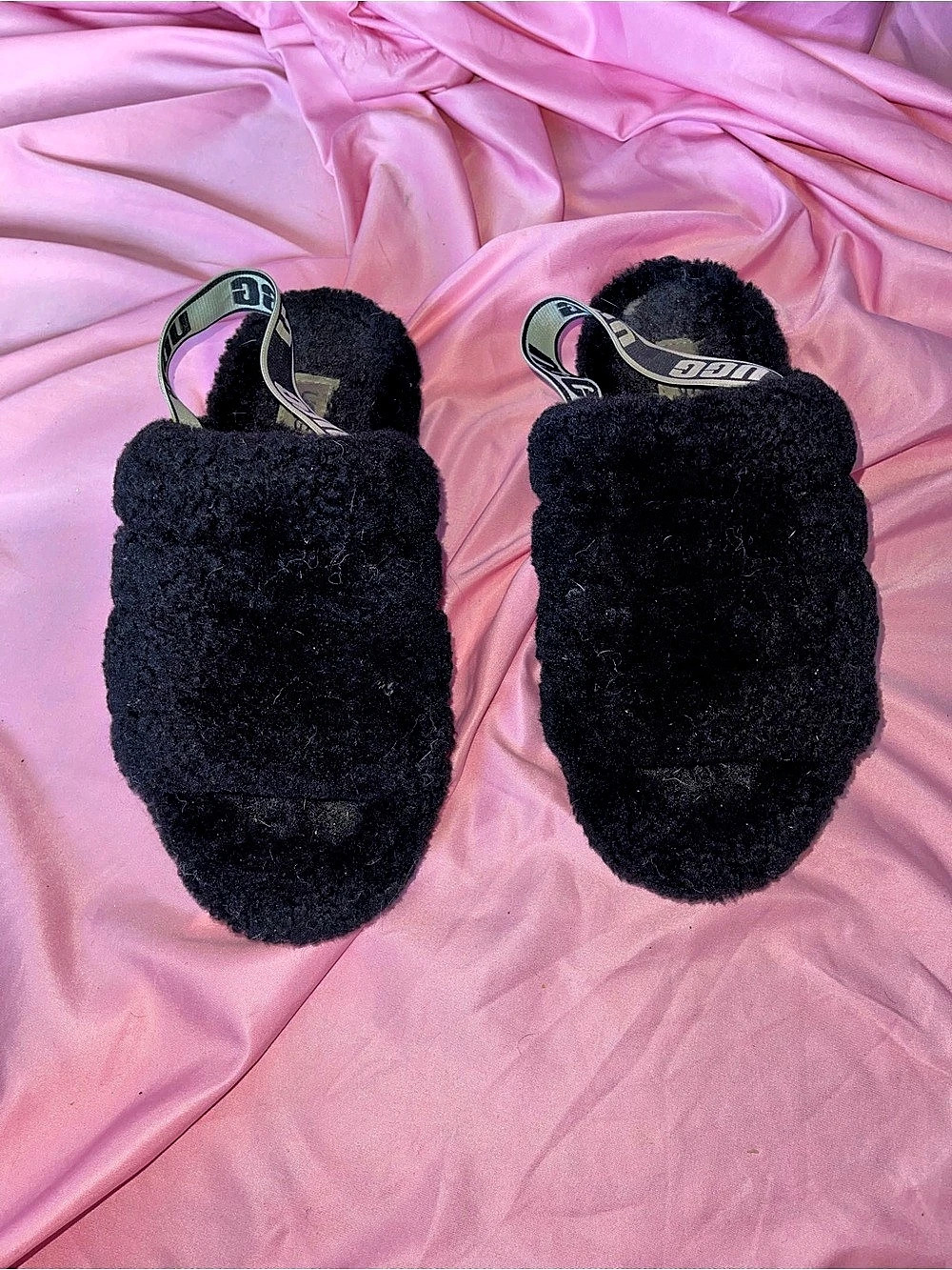 UGG Fluff Yeah Slide Black Slippers SZ 7